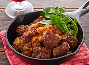 手作りサイコロステーキ～オニオンソース～