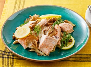 鮭ときのこのレモン蒸し
