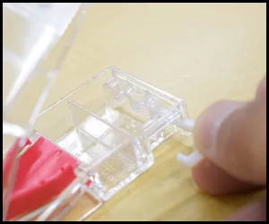 Step.2 セーフティロック装着手順2