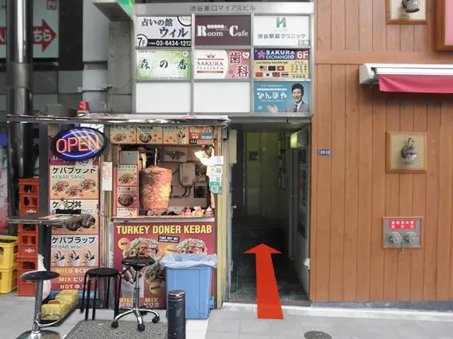 ビル入口案内