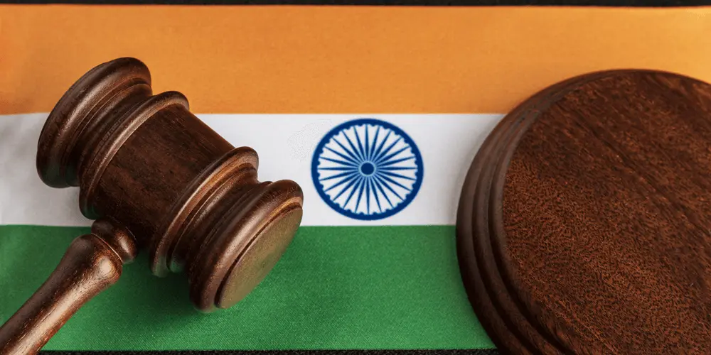 インドの国旗とガベル